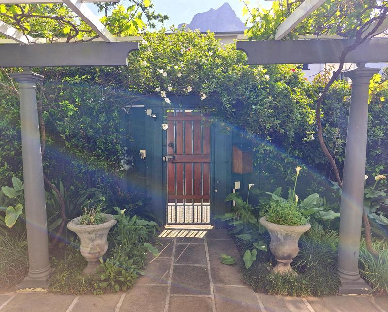 4 Bedroom Property for Sale in Rondebosch Western Cape